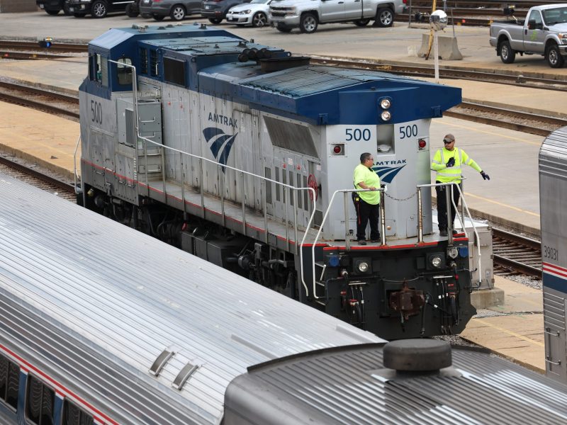 Workers service trains in the Amtrak Car Yard south of the Loop on September 13, 2022 in Chicago, Illinois. Photo by Scott Olson/Getty Images