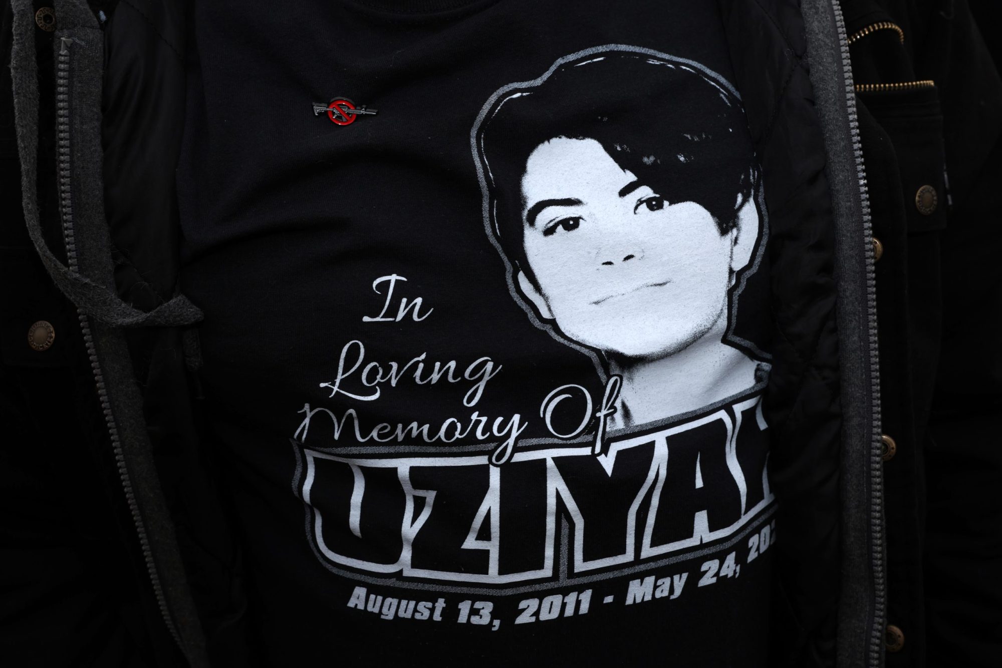 Brett Cross wears a T-shirt that features his son and Uvalde mass shooting victim Uziyah Garcia during a “Generation Lockdown” event on gun control at the National Mall on March 24, 2023 in Washington, DC. Photo by Alex Wong/Getty Images